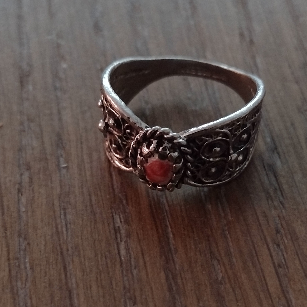 Women's vintage ring Sz 7